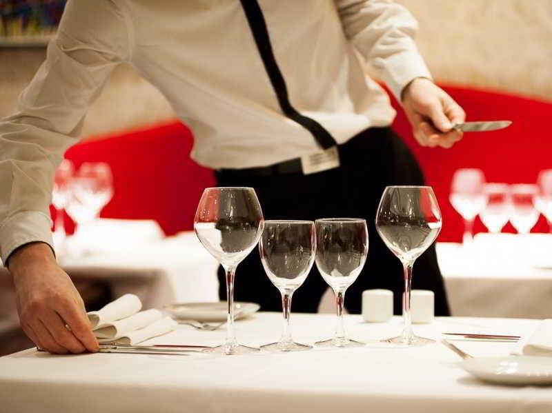 Hotel Restaurant Napoleon Фонтенбло Екстериор снимка